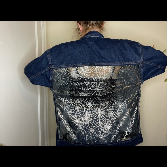 SPIDERWEBS LACE 🕸 DIY Denim Jacket - Picture 2 of 5
